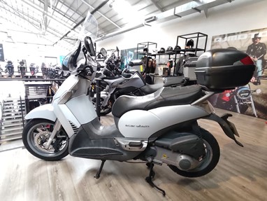 Aprilia Scarabeo 250 | Scooter