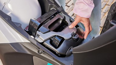 Yamaha NEO's Dual Battery 2023 | Scooter Elétrica | Urban Mobility