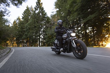 Benelli Leoncino Bobber 400 | Moto | Scrambler