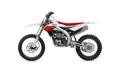 Yamaha YZ450F Edição Especial 70.º Aniversário 2026 | Moto | Competição