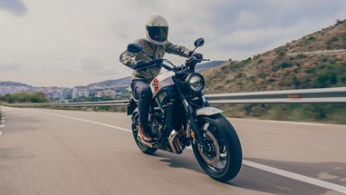 Yamaha XSR700 2024 | Moto | Sport Heritage