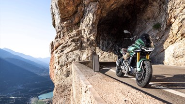 Moto Guzzi V100 S | Moto | V100