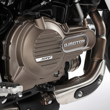QJ Motor SRV 550 | Moto | Street