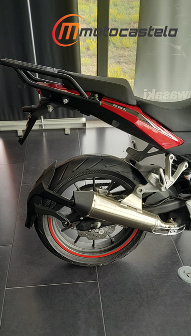 Benelli TRK 251 E4 | Moto