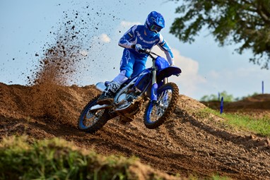 Yamaha YZ450F 2026 | Moto | Competição