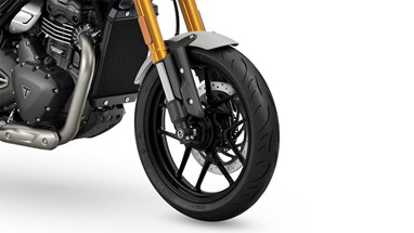 Triumph Speed 400 | Moto | Classics