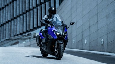 Yamaha TMAX 2026 | Scooter | Desporto