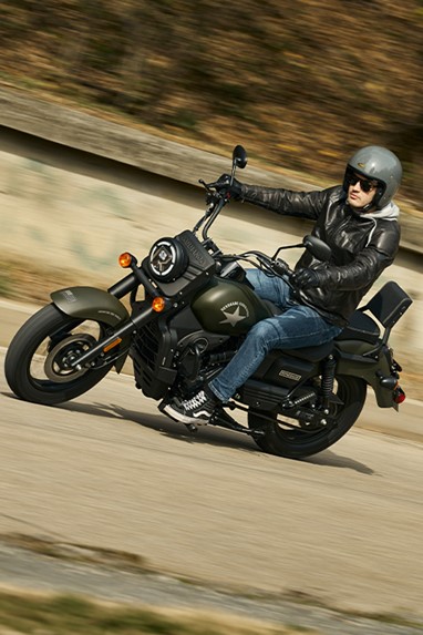 UM Renegade Commando 300 | Moto | Cruiser