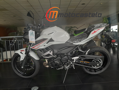 Kawasaki Z 400 | Moto