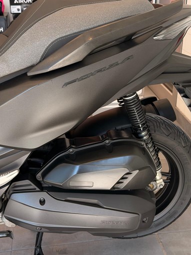 Honda Forza 125 | Scooter