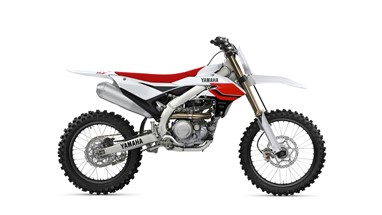 Yamaha YZ450F Edição Especial 70.º Aniversário 2026 | Moto | Competição