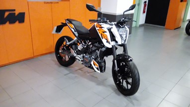 KTM DUKE 125 i ABS | Moto