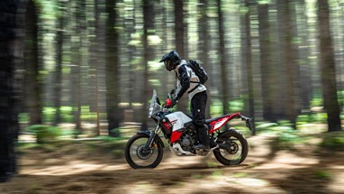 Yamaha Ténéré 700 World Raid 2026 | Moto | Aventura