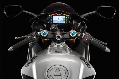 aprilia RSV4 RF | Moto | Road