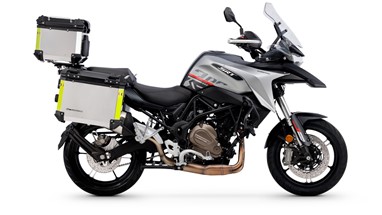 QJ Motor SRT 700 | Moto | Adventure
