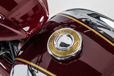 Jawa 300 CL | Moto | Moto