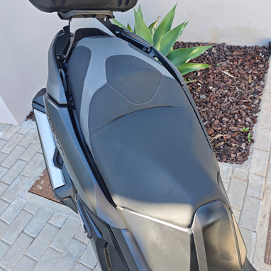 Honda ADV 350 | Scooter