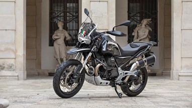 Moto Guzzi V85 TT Guardia D´Onore | Moto | V85