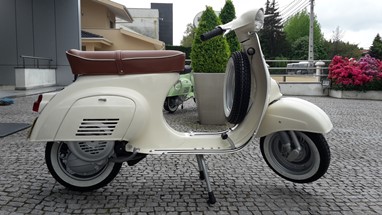 Vespa 50 50S c/ kit 75cc | Moto Clássica