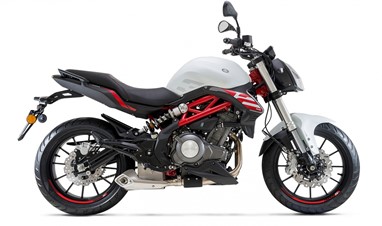 Benelli 302 S | Moto | Naked