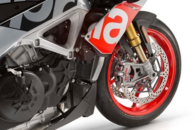 aprilia Tuono V4 1100 Factory | Moto | Road