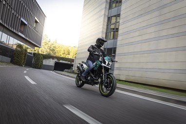 Benelli BKX 125 S | Moto | BKX