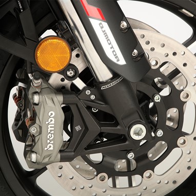 QJ Motor SRT 700 | Moto | Adventure