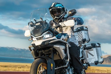 CFMOTO 700MT ADV | Moto | Adventure