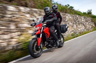 Ducati Hyperstrada | Moto | Hypermotard