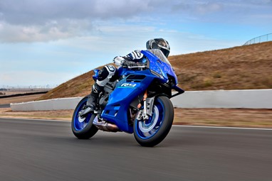 Yamaha R9 2026 | Moto | Super Desportivas
