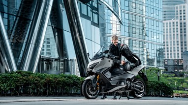 Yamaha TMAX Tech MAX 2026 | Scooter | Desporto