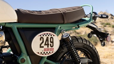 Royal Enfield BEAR 650 | Classic | Estrada