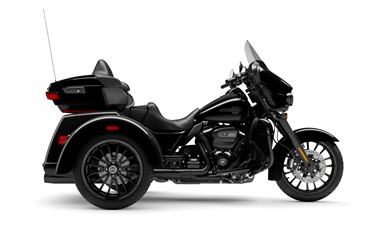 Harley Davidson TRI GLIDE ULTRA 2025 | Moto | Trike