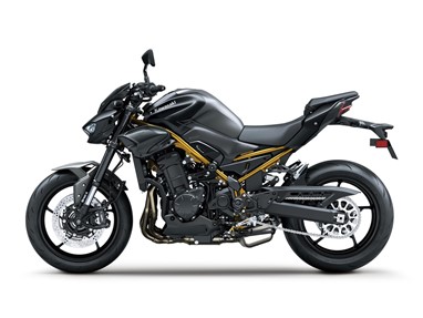 Kawasaki Z900 2026 | Moto | Supernaked