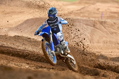 Yamaha YZ250 2026 | Moto | Competição