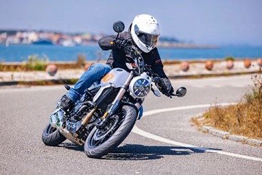 ATAC Komet 400 | Moto | Retro Modernas