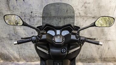 Yamaha X-MAX 400 | Scooter | Scooters