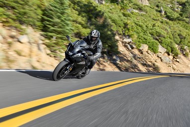 Yamaha R7 2026 | Moto | Super Desportivas