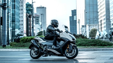 Yamaha TMAX Tech MAX 2026 | Scooter | Desporto