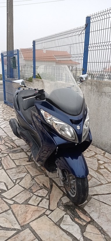 Suzuki BURGMAN 400 | Scooter