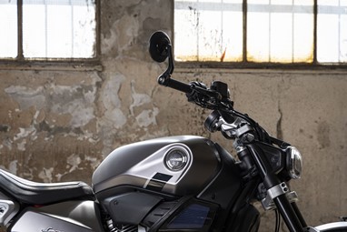 Benelli Leoncino Bobber 400 | Moto | Scrambler