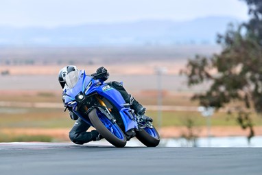 Yamaha R3 2026 | Moto | Super Desportivas