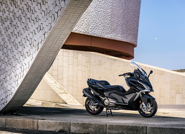 Kymco AK550 Premium | Scooter | Maxiscooters