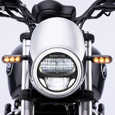 QJ Motor SRV 550 | Moto | Street