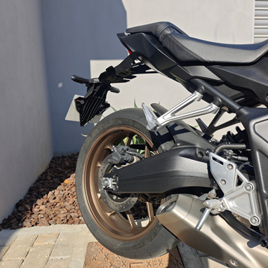 Honda CB 650R E-CLUTCH | Moto