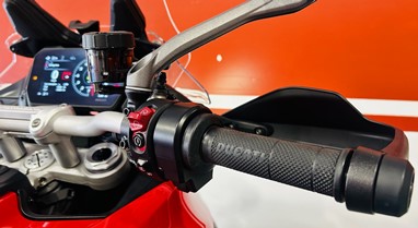 Ducati Multistrada V4 S Essential Red | Moto
