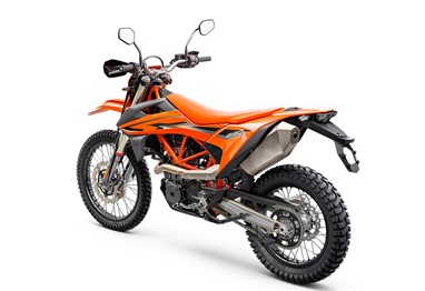 KTM 690 Enduro R | Moto | Travel