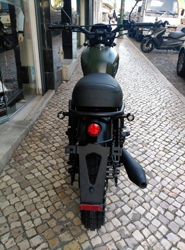 Brixton BX125 Scrambler | Moto