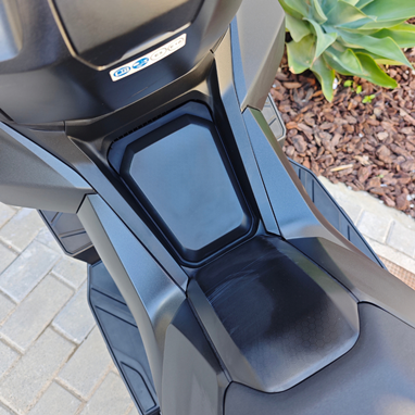Honda ADV 350 | Scooter