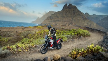 Yamaha Ténéré 700 World Raid 2026 | Moto | Aventura